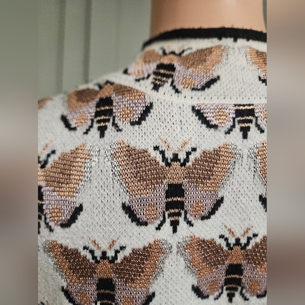 Anthropologie x Sarah Gordon Maria Mock Neck Sweater Tank–Bee Print Metallic. M - Picture 14 of 16